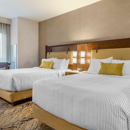 Hotel Centro Sonoma Wine Country, Tapestry Collection Hilton Ронерт Парк Екстериор снимка